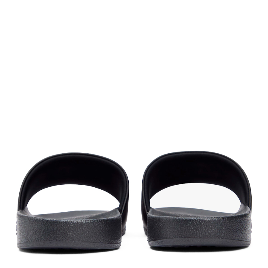 chinelo-com-logotipo-bordado chinelo-com-logotipo-bordado