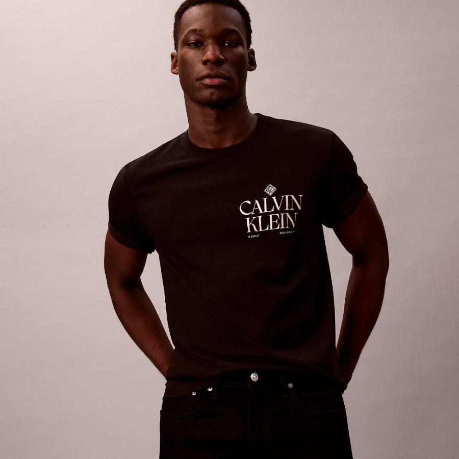 t-shirt-a-logo-graphique-rose-classique t-shirt-a-logo-graphique-rose-classique