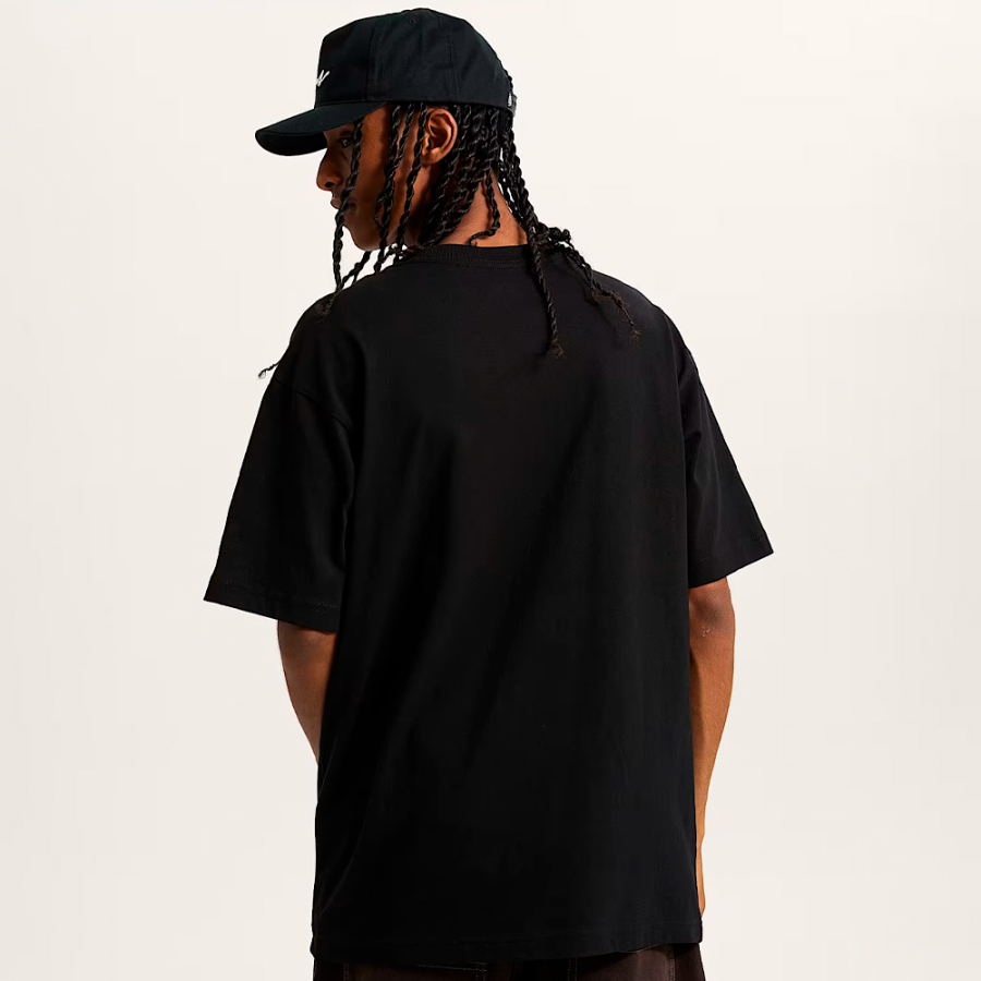 camiseta-left-chest-logo