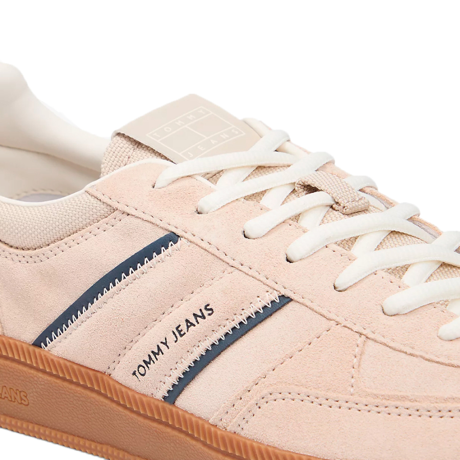 baskets-greenwich-en-daim-avec-logo