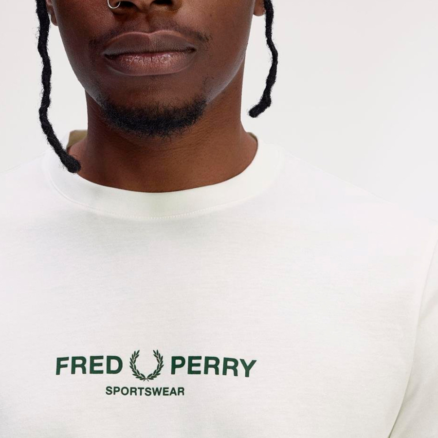 camiseta-com-o-logotipo-da-fred-perry-sportswear