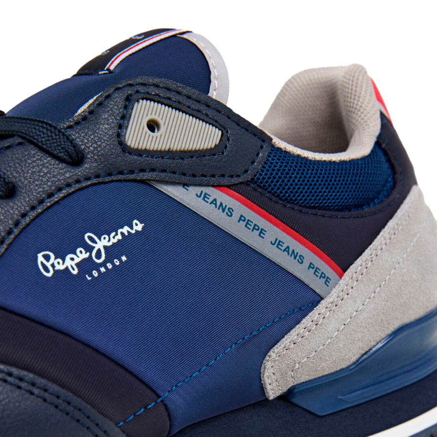 chaussures-de-course-combinees