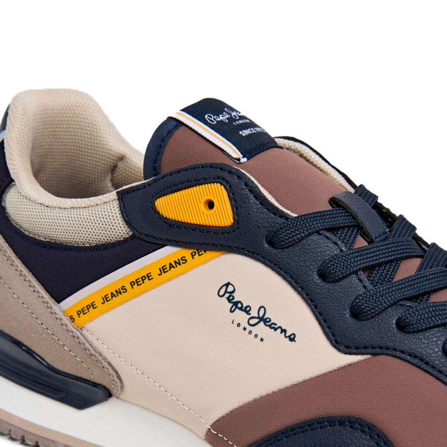 scarpe-da-corsa-combinate