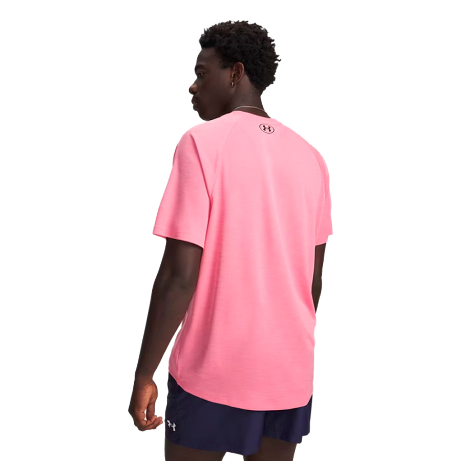 camiseta-de-manga-corta-con-textura-tech