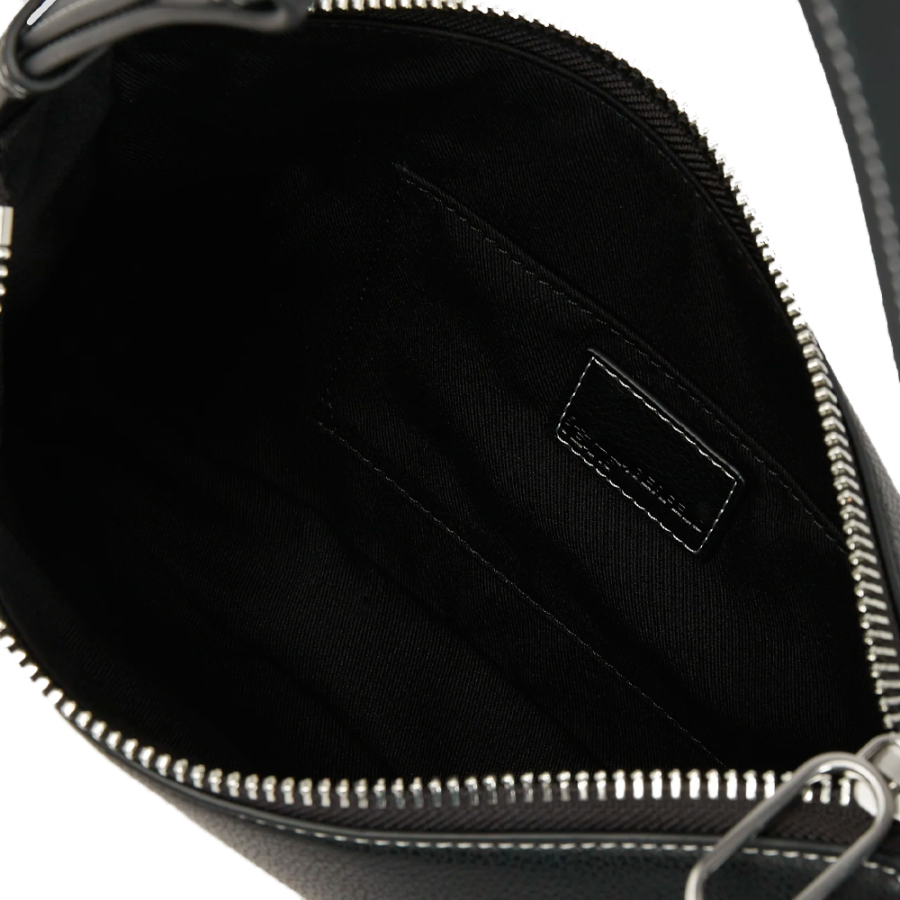 shoulder-bag-with-metal-logo-of