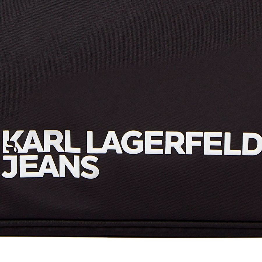 sac-bandouliere-en-nylon-avec-logo