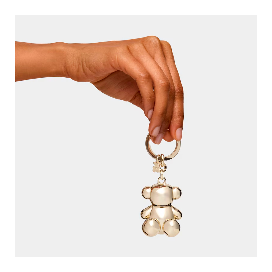 porte-cles-en-metal-representant-un-ours-audacieux