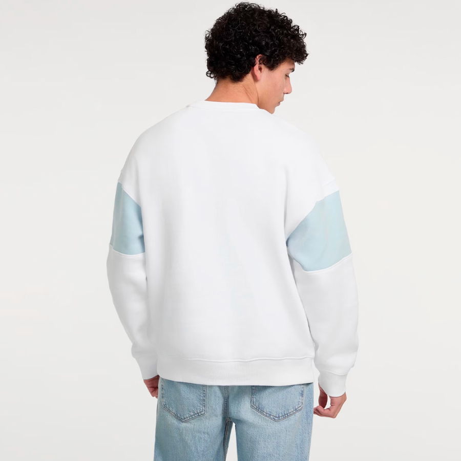 crew-neck-sweatshirt-with-horizontal-stripe