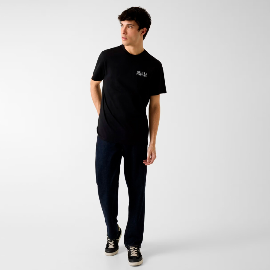 camiseta-de-pequeno-logo