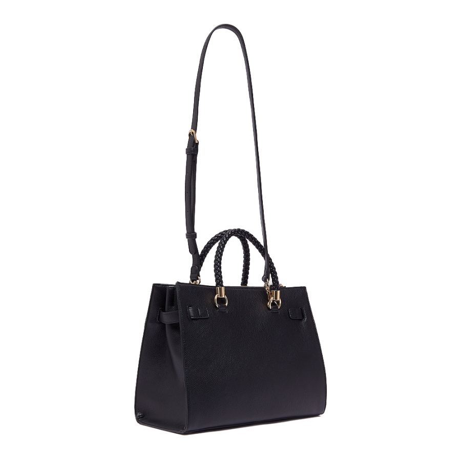 mittelgrosse-umhangetasche-mit-anhangern