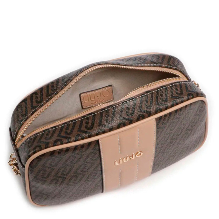 borsa-per-fotocamera-aa6106-e1118