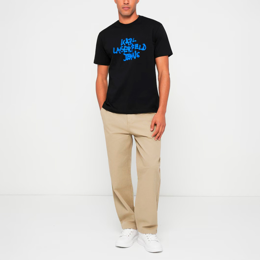 camiseta-com-grafite