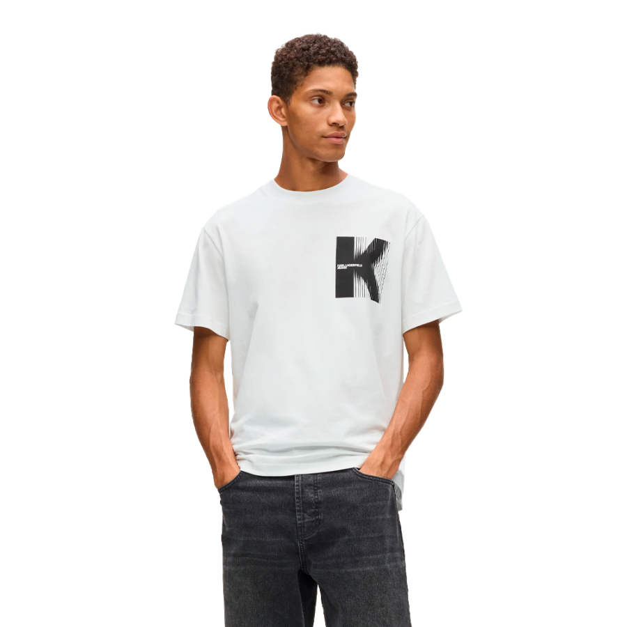 camiseta-con-estampado-k