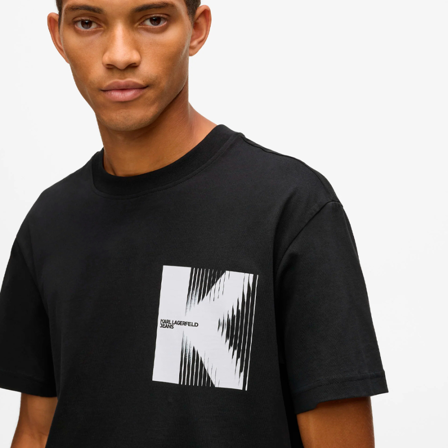 camiseta-com-estampa-k