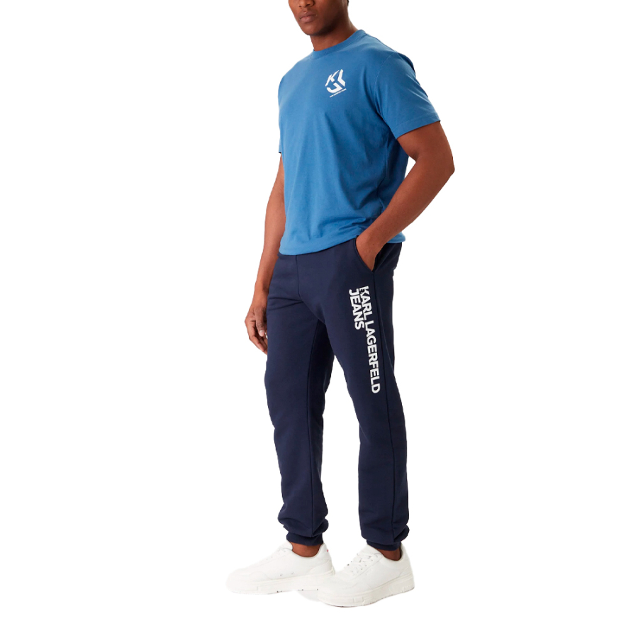 pantaloni-della-tuta-slim