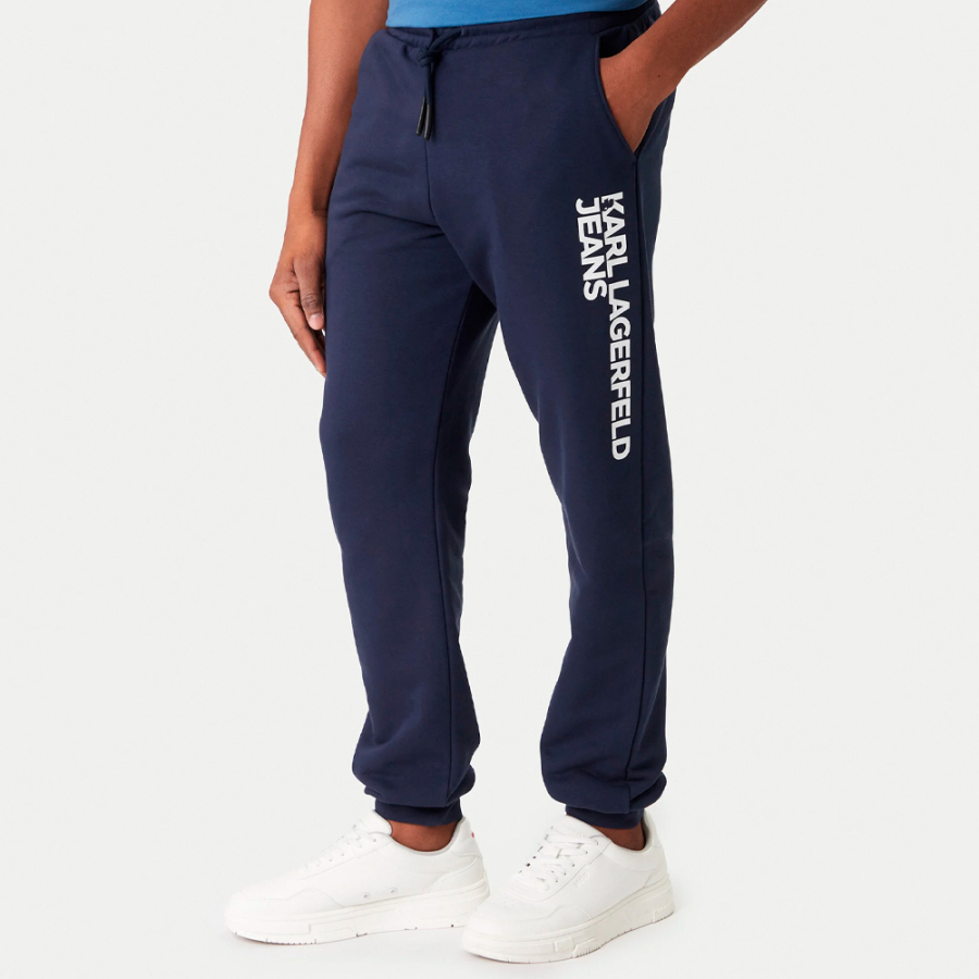 pantaloni-della-tuta-slim