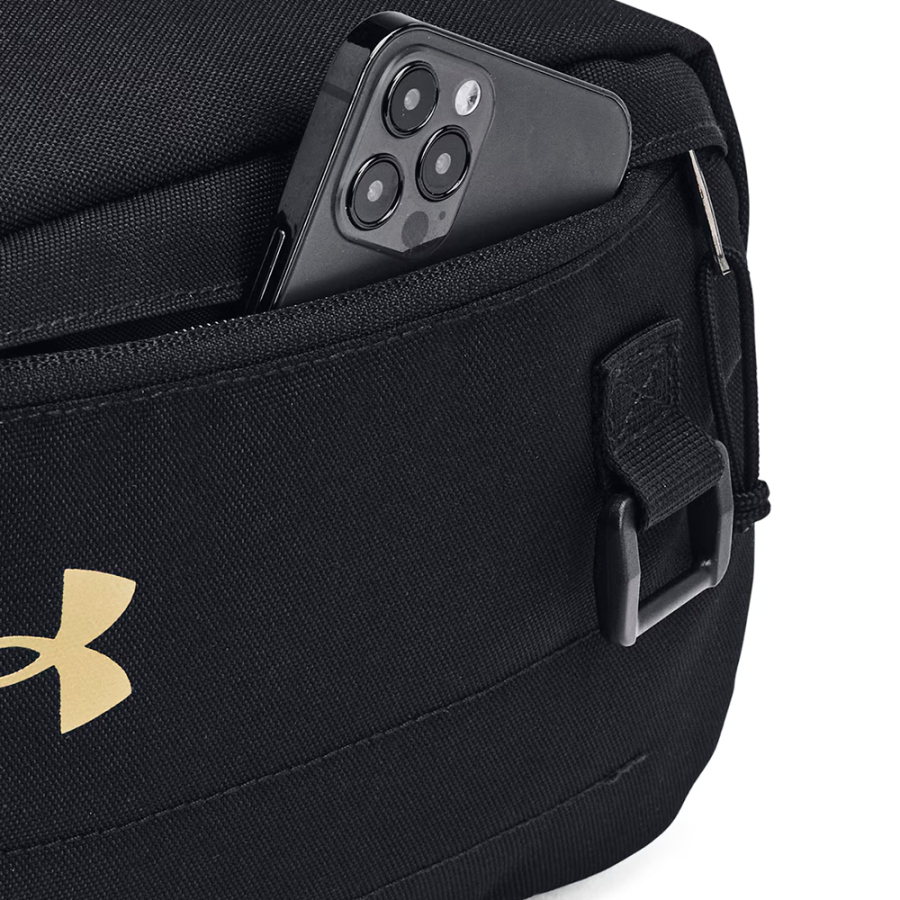 trousse-de-toilette-contient-une-trousse-de-voyage