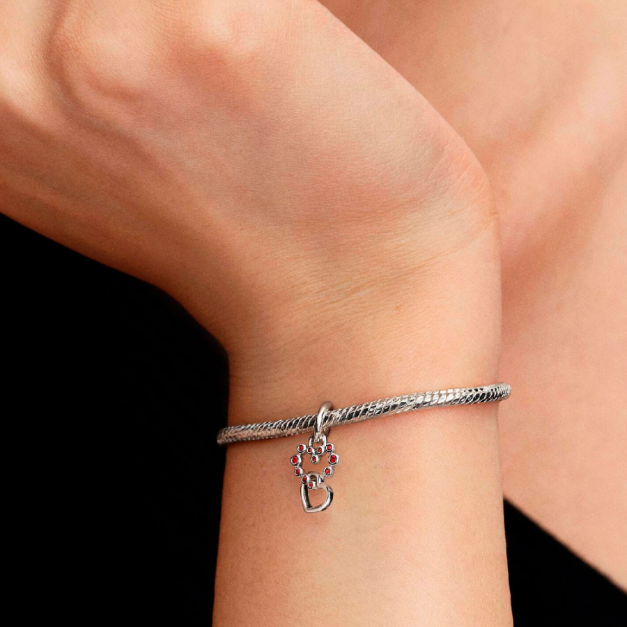 charm-colgante-corazones-conectados-y-gemas-rojas