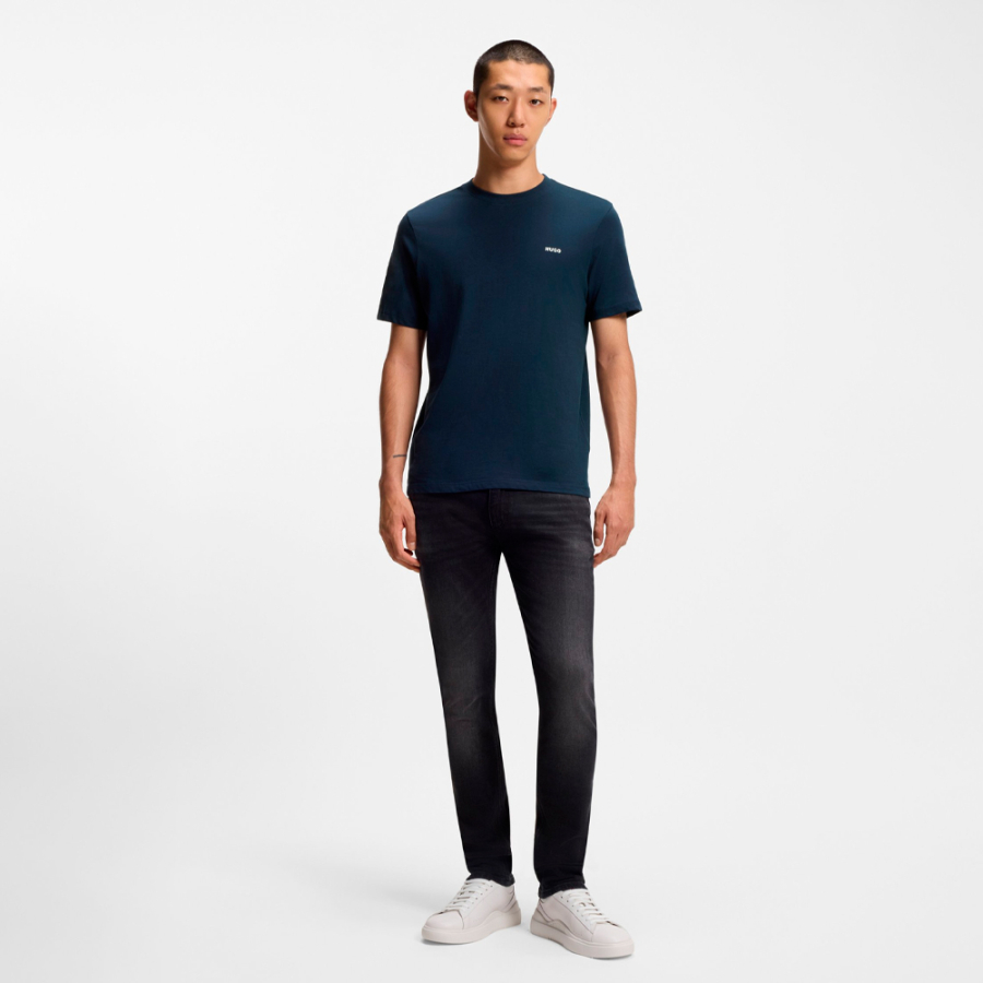 t-shirt-with-printed-logo