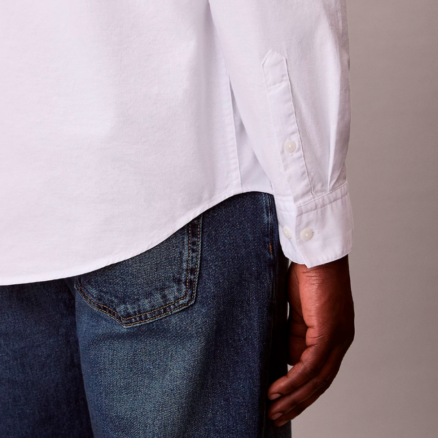 camisa-con-botones-oxford-clasica-de-color-liso