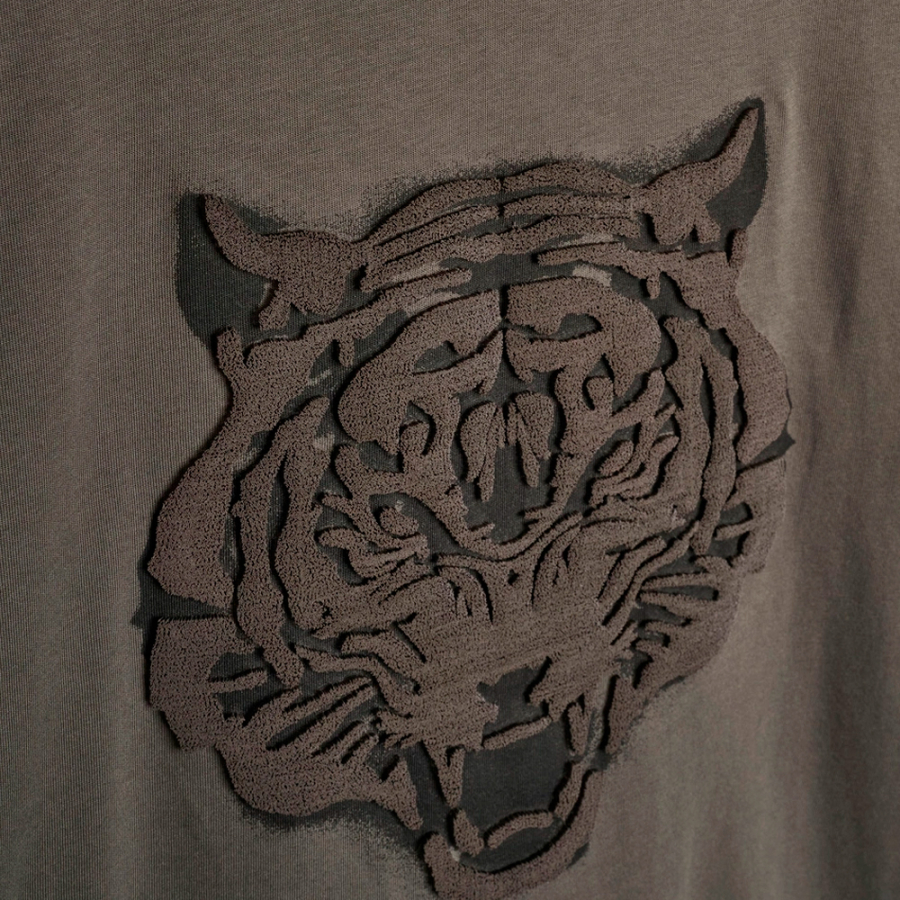 regular-fit-tiger-print-t-shirt