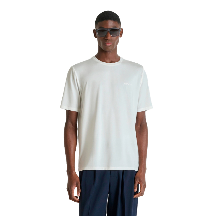 camiseta-de-corte-regular-com-estampa-emborrachada