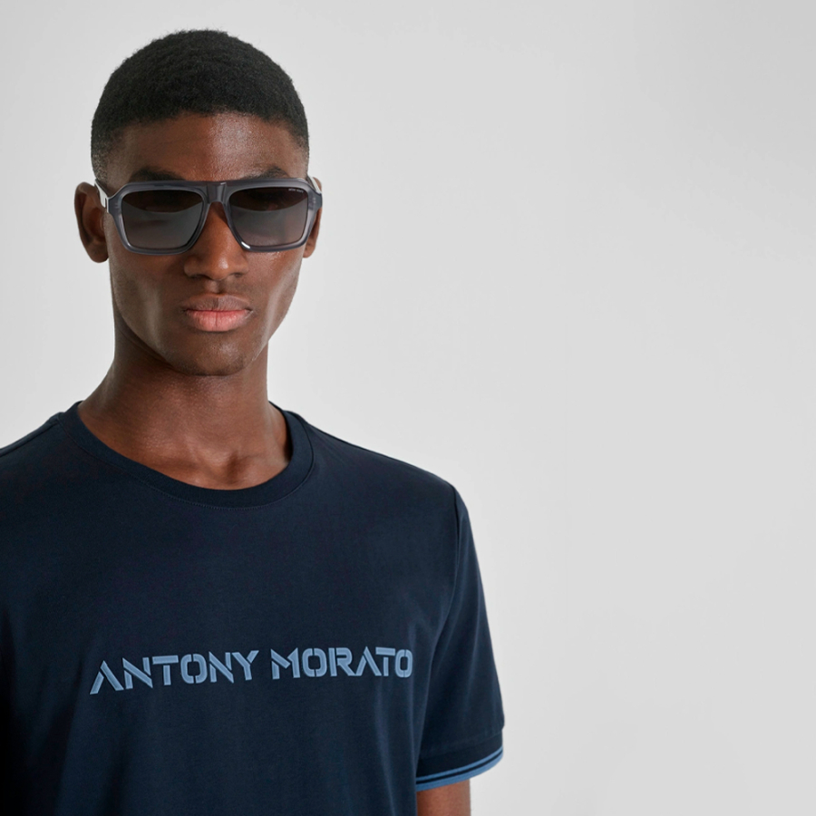 regular-fit-t-shirt-with-logo regular-fit-t-shirt-with-logo