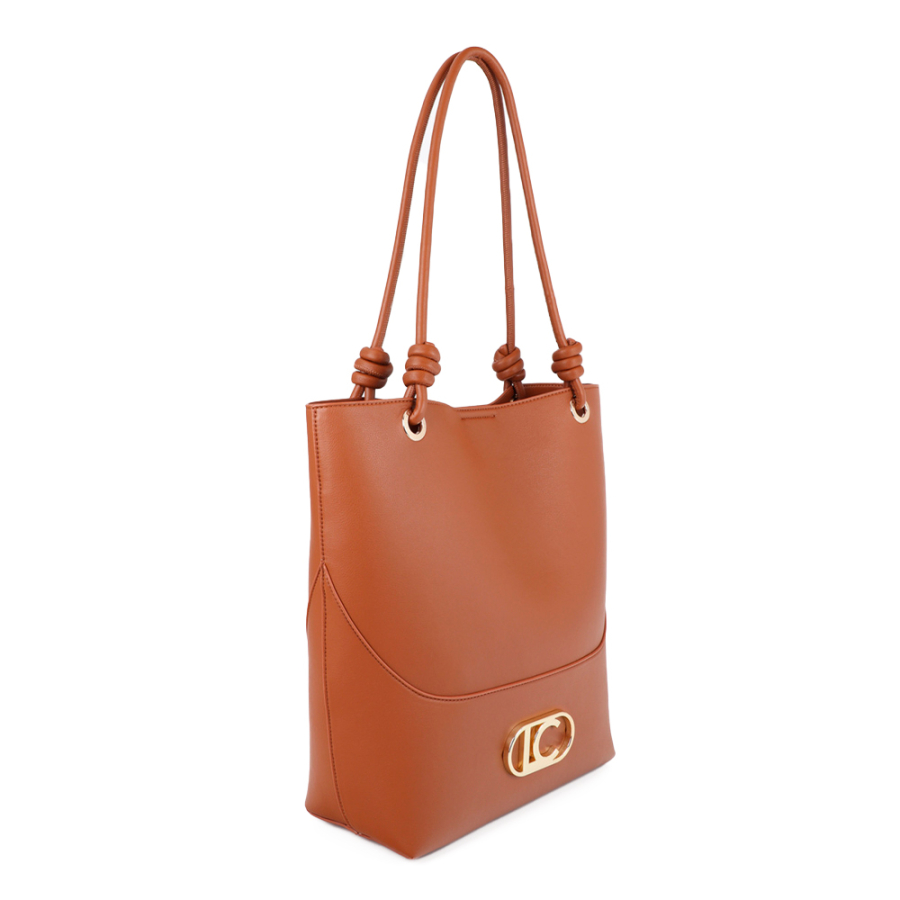 einkaufstasche-mit-geknoteten-henkeln-und-bodenteil