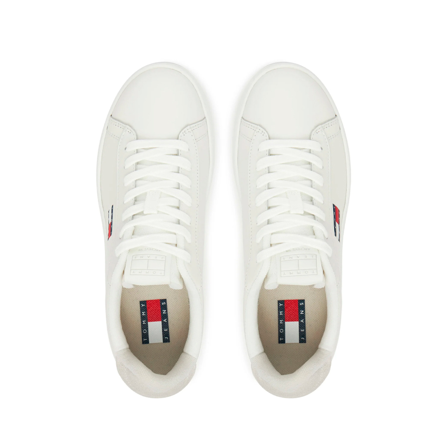 tenis-de-couro-de-arquivo