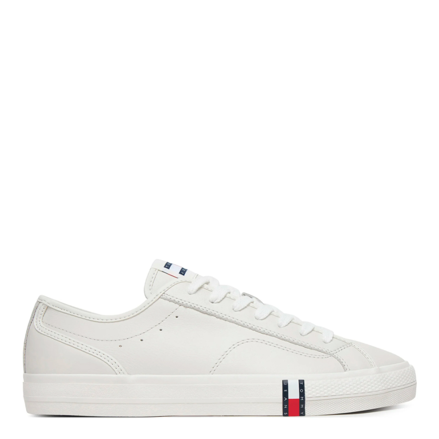 baskets-en-cuir-avec-logo-archive