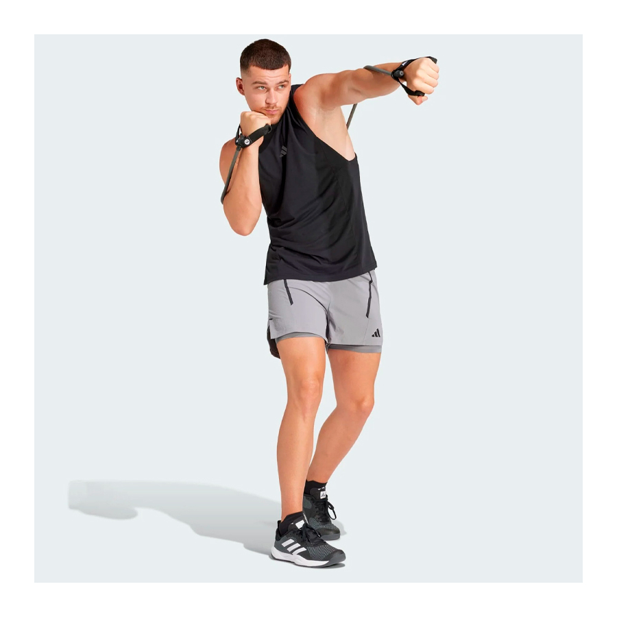 sleeveless-t-shirt-designed-for-training-workout