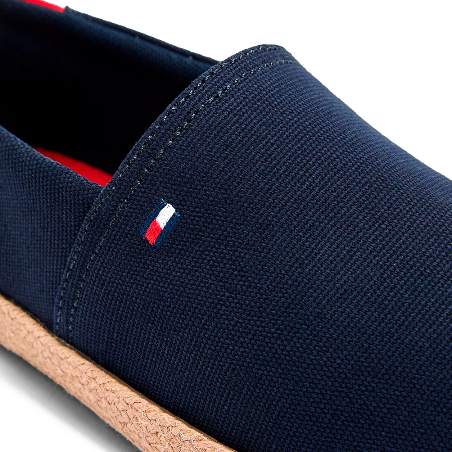 espadrilles-aus-canvas-mit-gesticktem-logo