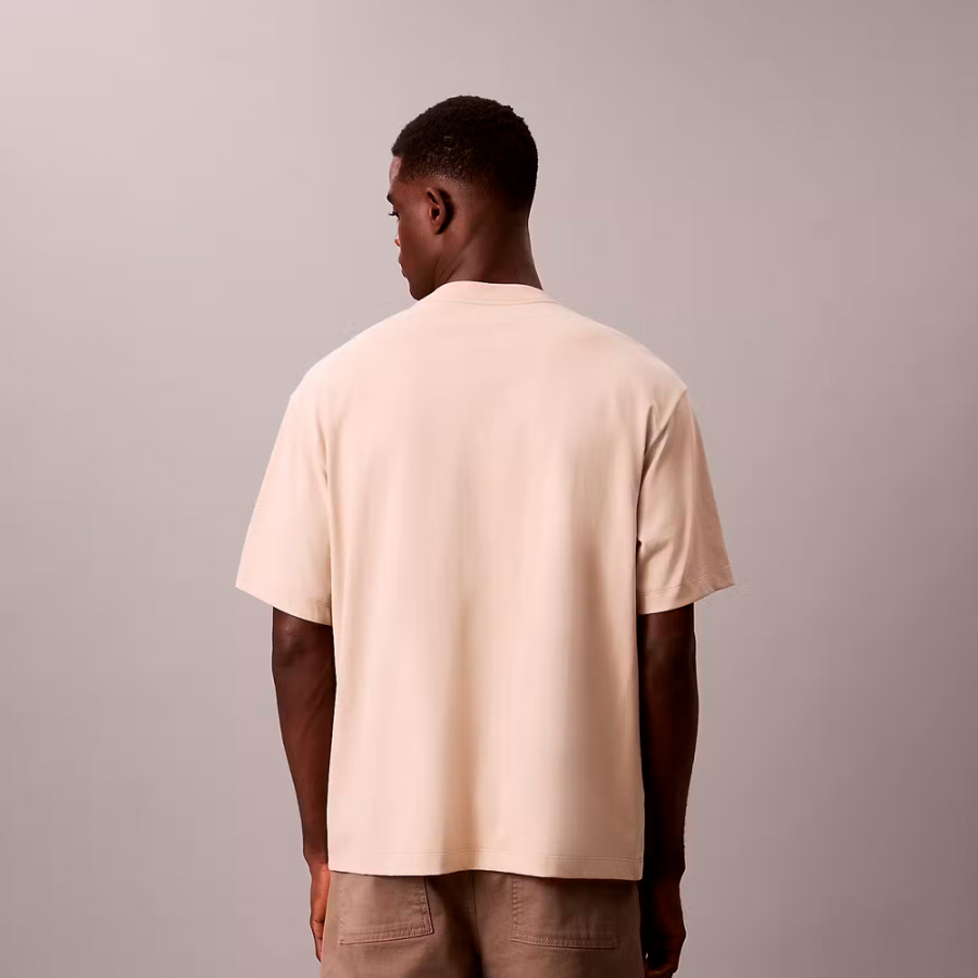 t-shirt-ample-avec-logo-graphique