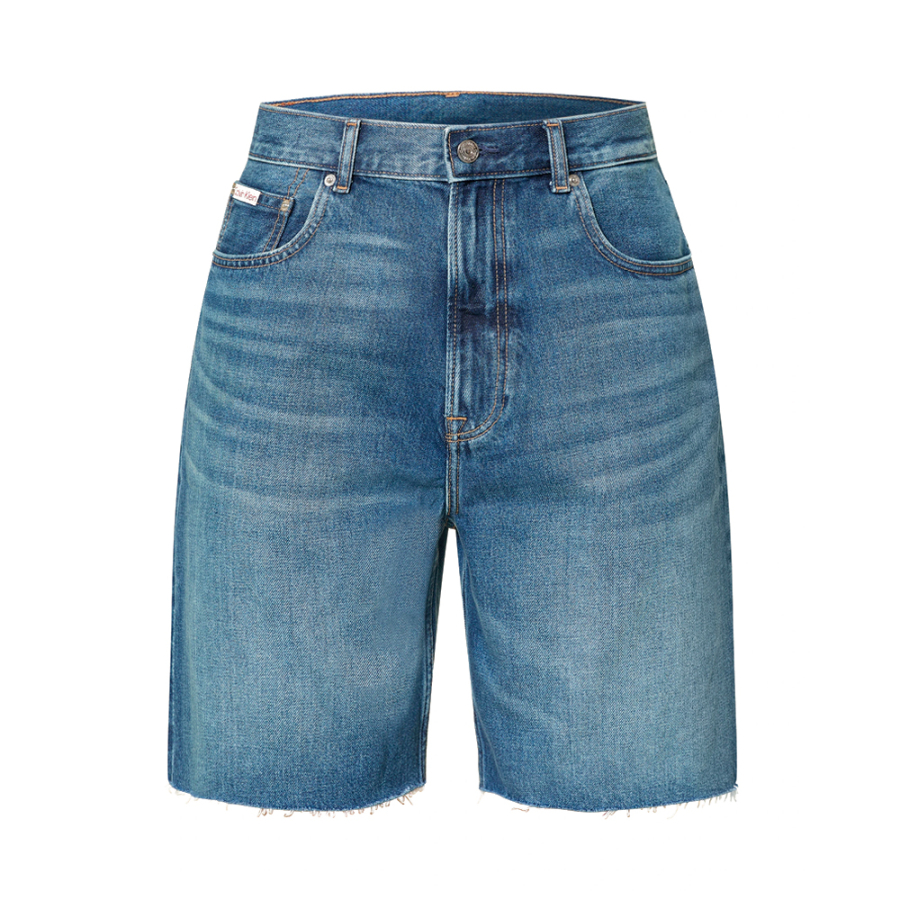 shorts-jeans-folgados-dos-anos-90