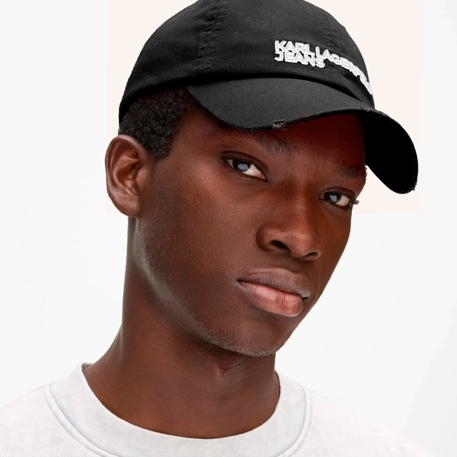 cap-with-logo-and-distressed-effect cap-with-logo-and-distressed-effect