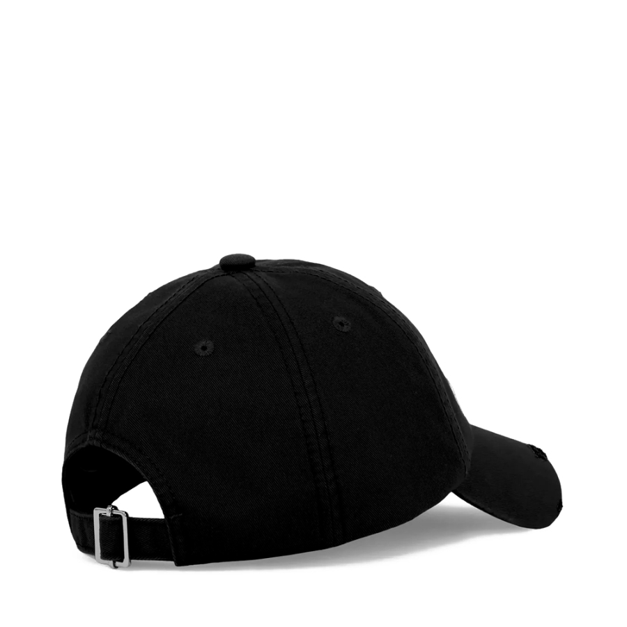 gorra-con-logotipo-y-efecto-desgastado gorra-con-logotipo-y-efecto-desgastado