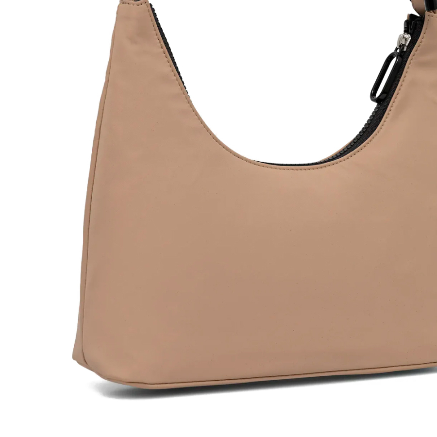 sac-bandouliere-en-nylon-a-cordon