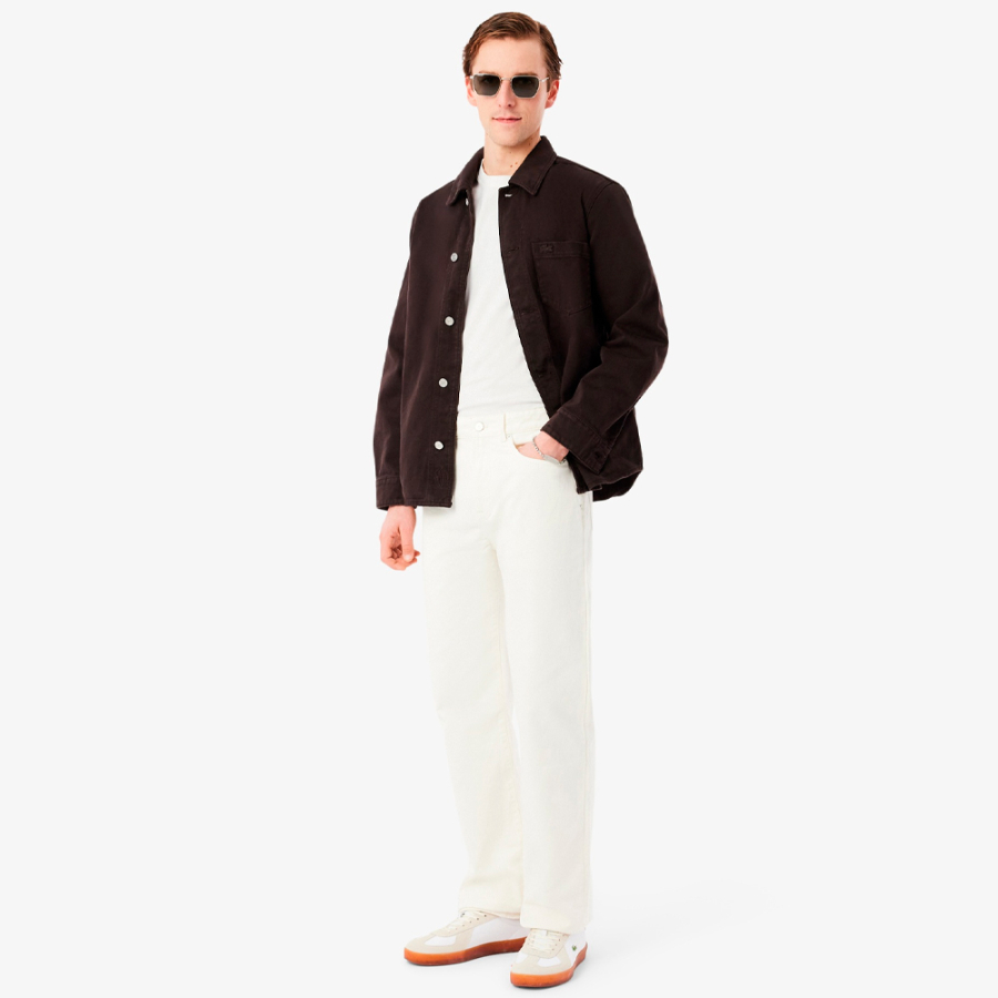 camiseta-con-franja-de-rayas-de-la-marca