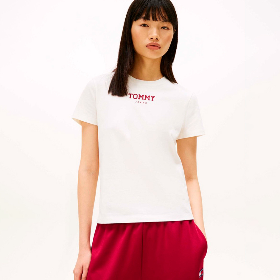 camiseta-regular-essential-logo-2