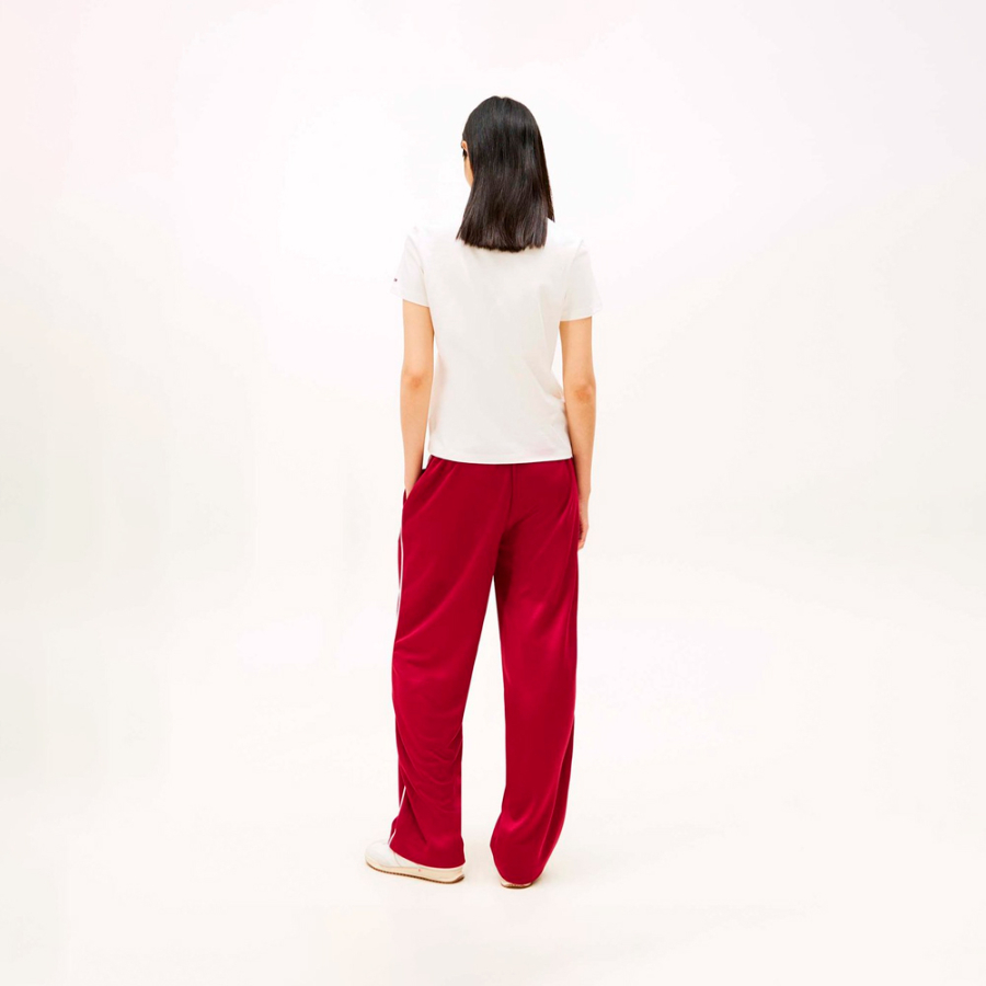 t-shirt-regular-essential-logo-2