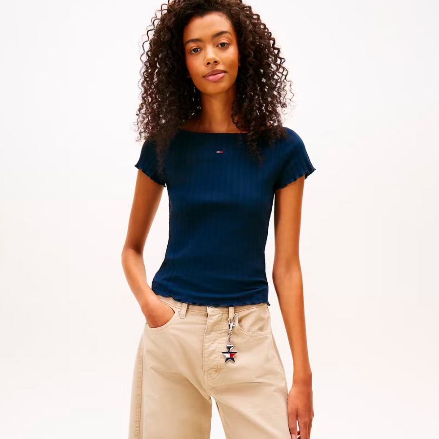 camiseta-de-manga-curta-com-modelagem-slim