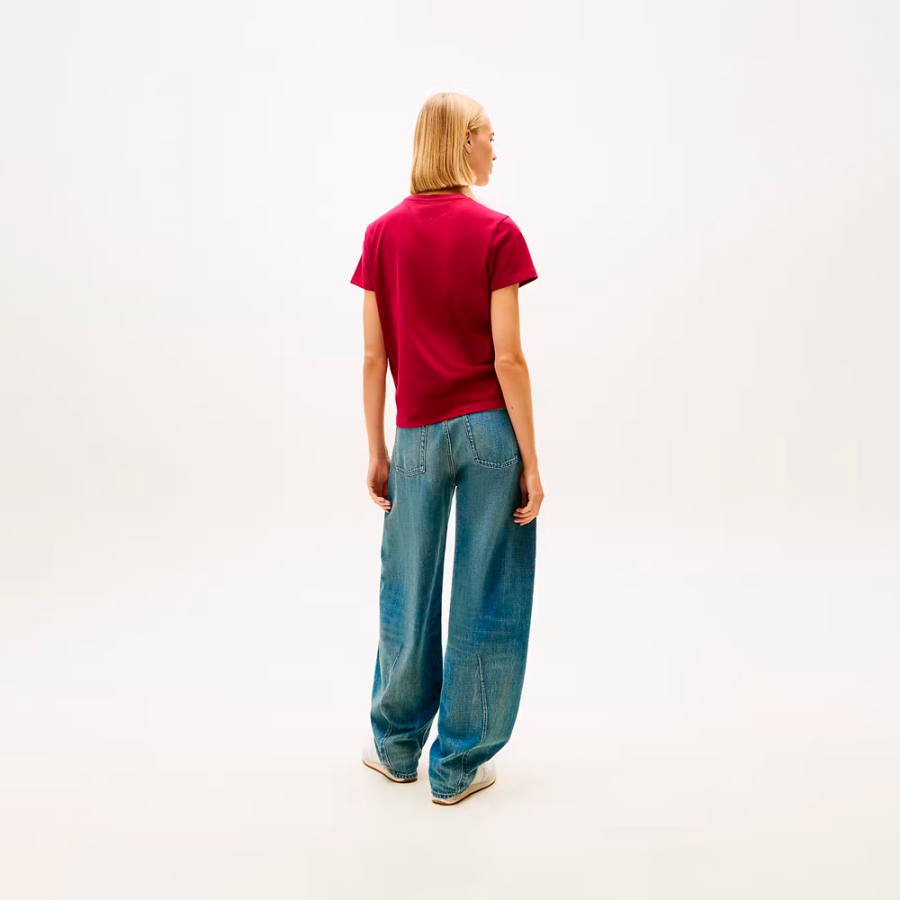 t-shirt-regular-essential-logo-2