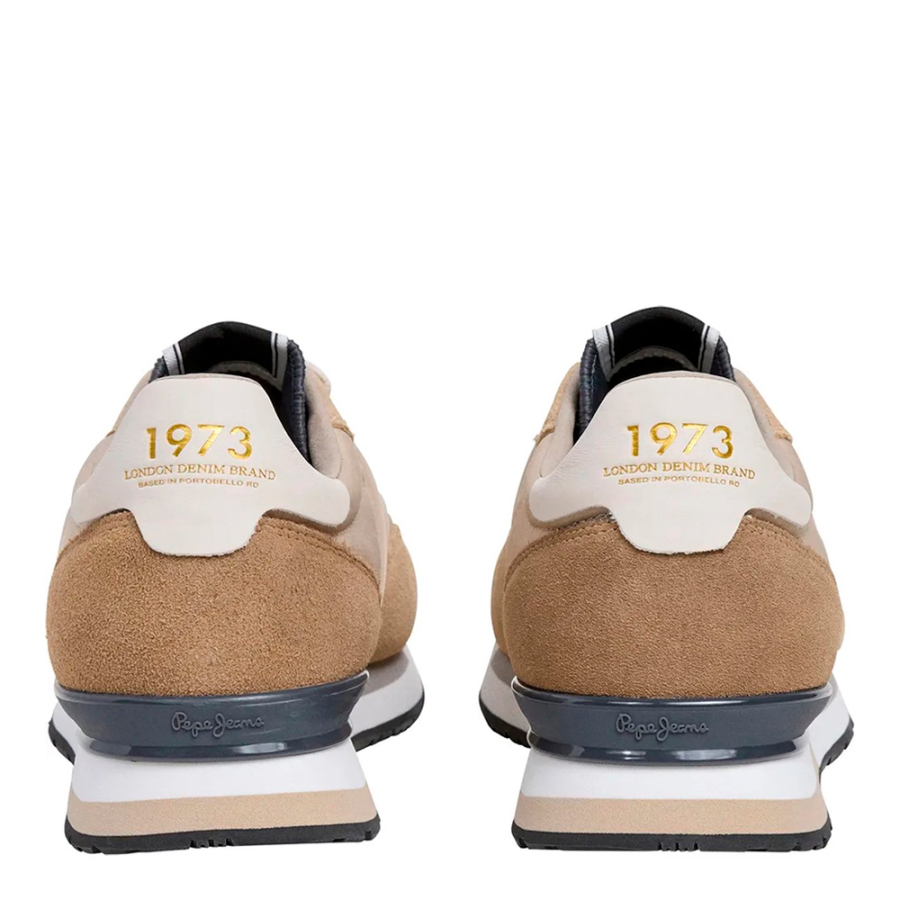 baskets-en-cuir-avec-details-en-daim