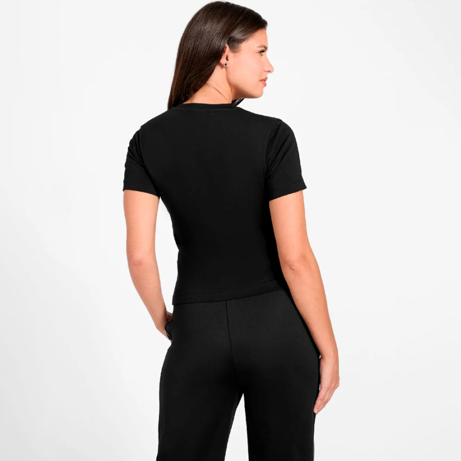 camiseta-octavia-com-monograma