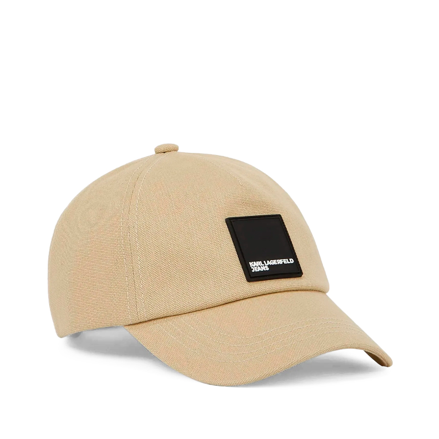 gorra-con-parche-con-el-logotipo gorra-con-parche-con-el-logotipo