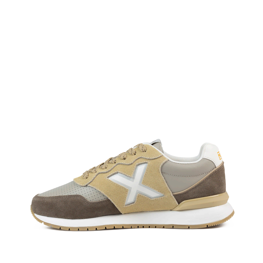 premium-retro-urban-running-shoes