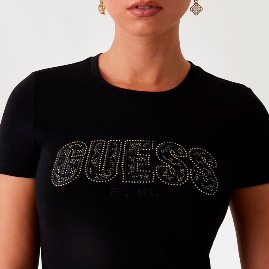 schmal-geschnittenes-logo-t-shirt