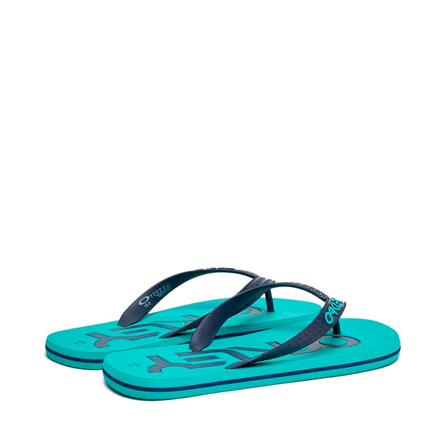 college-flip-flops
