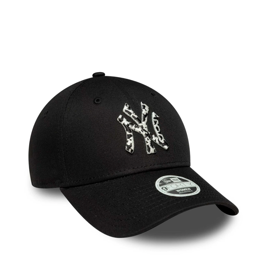 mlb-animal-infill-new-york-yankees-9forty-cap mlb-animal-infill-new-york-yankees-9forty-cap