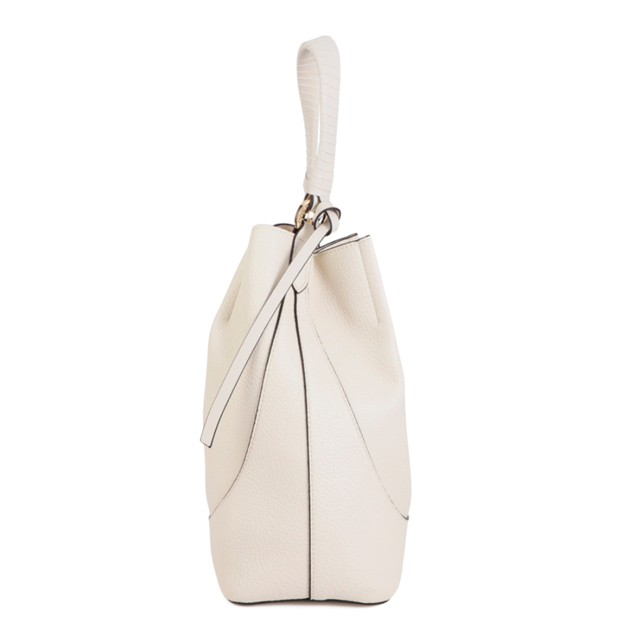 hobo-tasche-aus-kunstleder-mit-geflochtenem-henkel-und-schleife